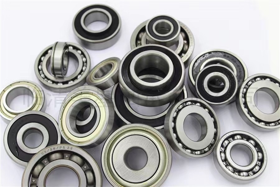 MR105 Deep Groove Ball Bearing 6136 C36014 C3 Product Type for and Precision Rating P2