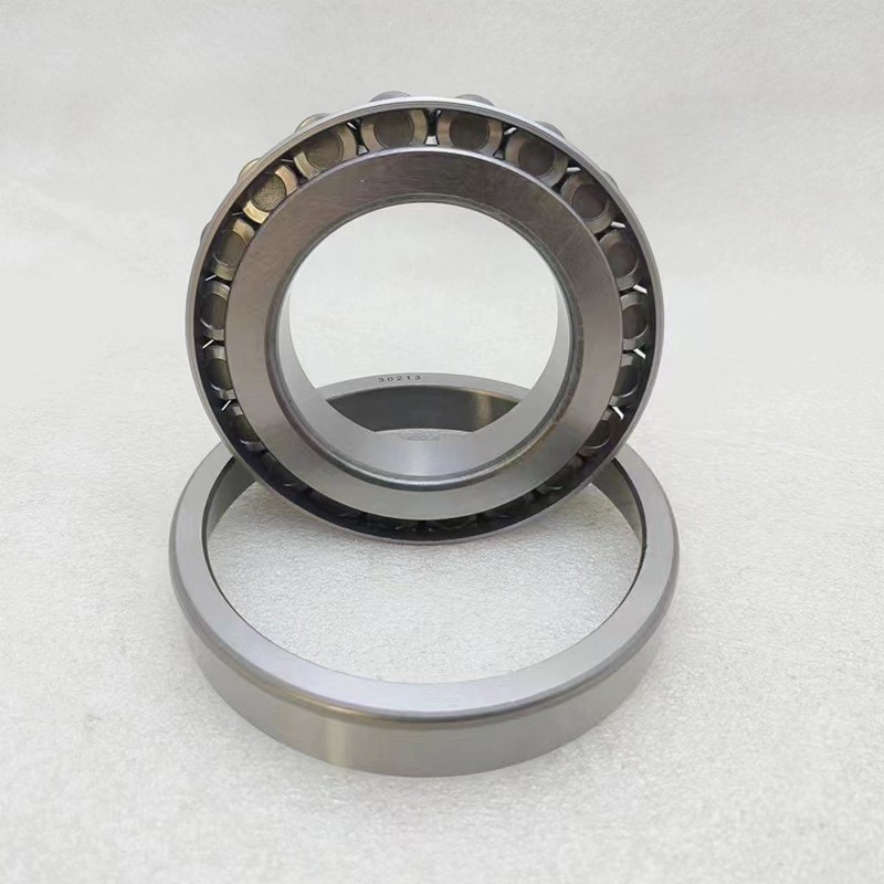 Chrome Steel Used in EE114080/1141 Inch Tapered Roller Bearing for Heavy-Duty Applications